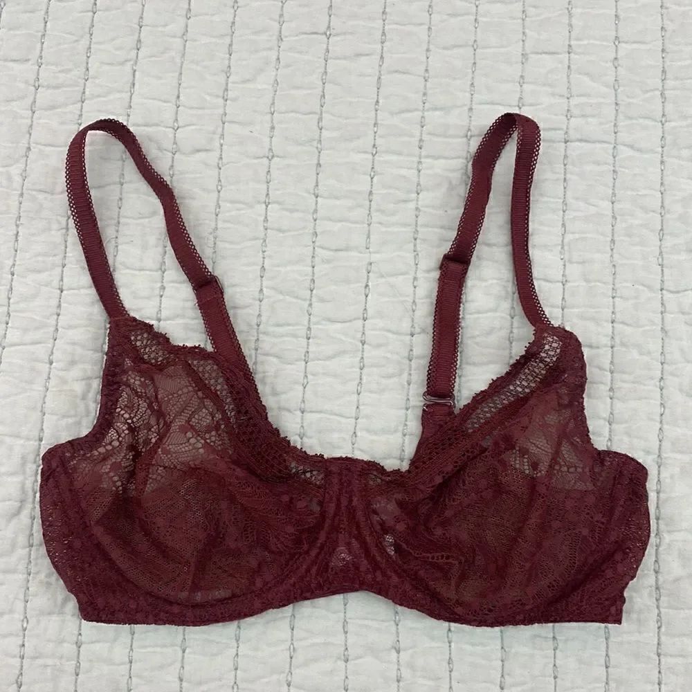 Simone Perele Lace Bra - Picture 2 of 9